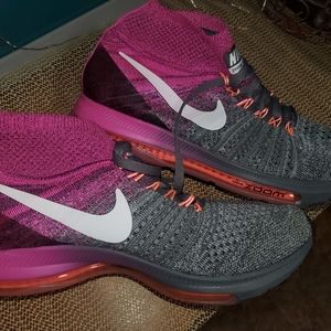 Nike Zoom All Out athletic shoe size 7